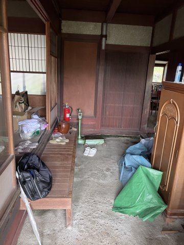 滋賀県蒲生郡日野町安部居678,679　中古戸建の玄関|シンプルで使いやすい玄関です