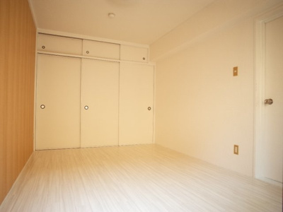 【洋室】 | バンドーム大津和