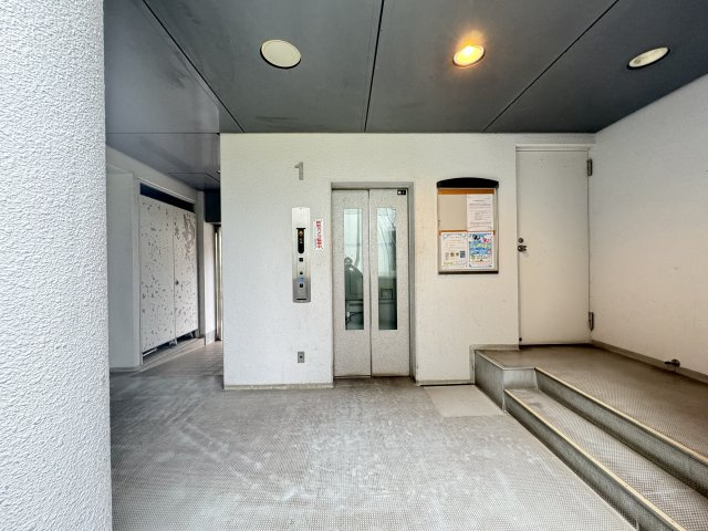 ファミリータウン東陽 F棟のその他共用部分|共用部分も清掃が行き届いております♪