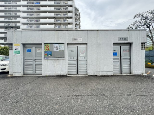 ファミリータウン東陽 F棟のその他共用部分|ゴミ置き場です♪