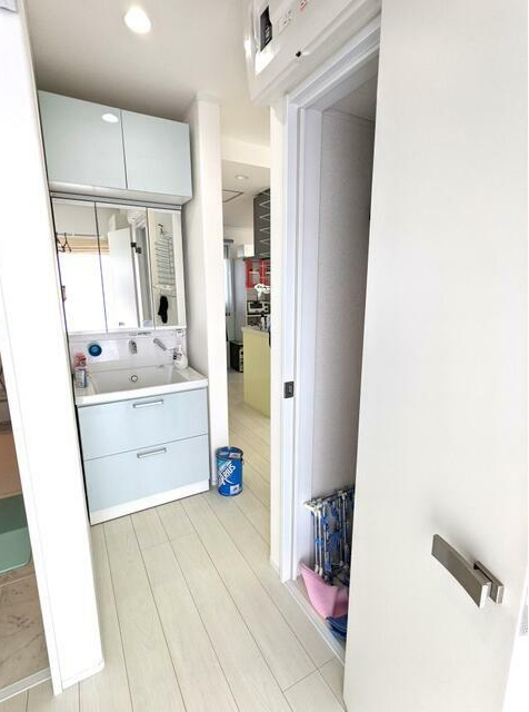 西村山郡河北町谷地所岡2丁目の独立洗面台