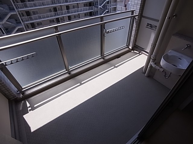 神戸市長田区若松町３丁目の賃貸マンションのバルコニー