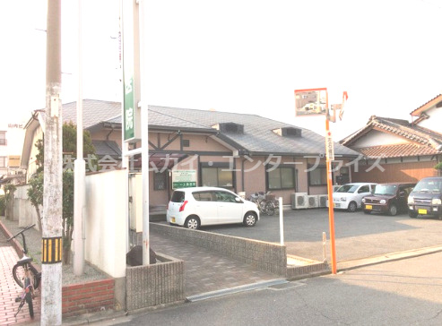 高石市取石1丁目　貸店舗の駐車場|駐車スペースも7台分あります