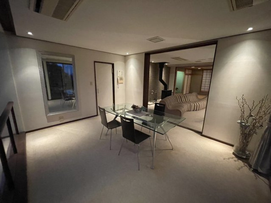 【居間・リビング】 | 川奈五毛平別荘地　戸建