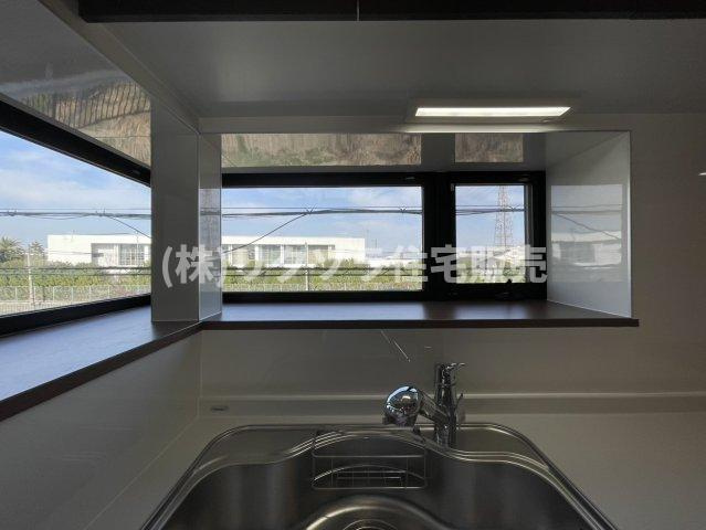 豊野町　中古一戸建てのキッチン|LDK16.0帖
■物件内覧・資金計画相談・住宅ローン相談、リフォーム相談、お問合せ受付中■
※当日・翌日のご内覧、ご相談はお電話でのお問合せがスムーズです！