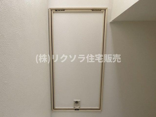 豊野町　中古一戸建ての収納|屋根裏収納
■物件内覧・資金計画相談・住宅ローン相談、リフォーム相談、お問合せ受付中■
※当日・翌日のご内覧、ご相談はお電話でのお問合せがスムーズです！