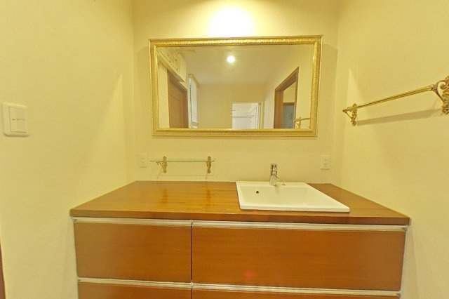 ６５１８２　岐阜市正木南１丁目中古住宅（平家）の洗面所