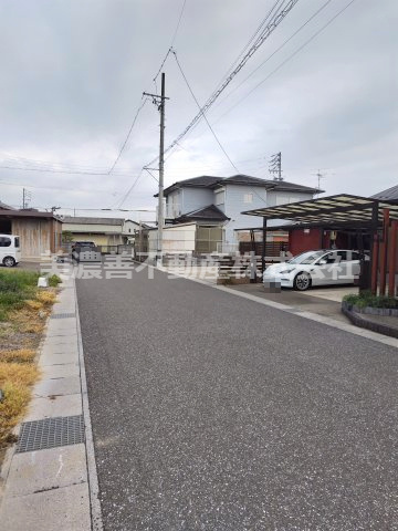 ６５１８２　岐阜市正木南１丁目中古住宅（平家）の前面道路含む現地写真