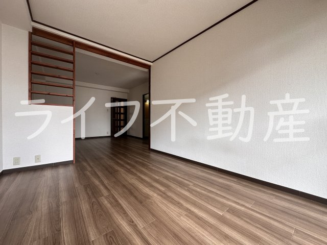 石賀ハイムの居間・リビング|使いやすいリビングです