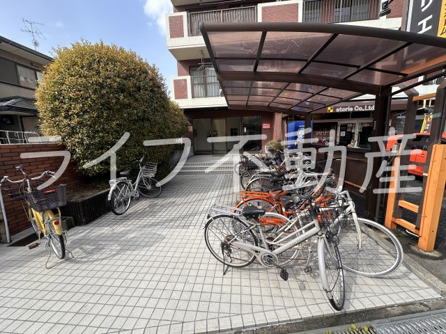 石賀ハイムのエントランス|清潔なエントランスです