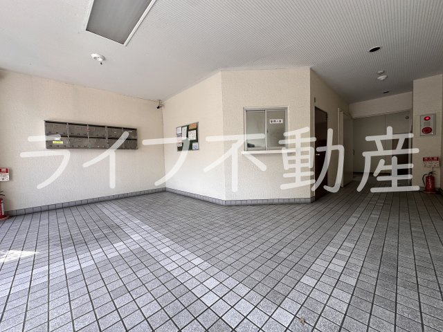 石賀ハイムのロビー|落ち着いたロビーです