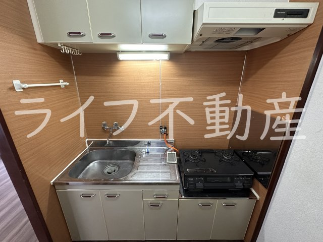 石賀ハイムのキッチン|きれいなキッチンです