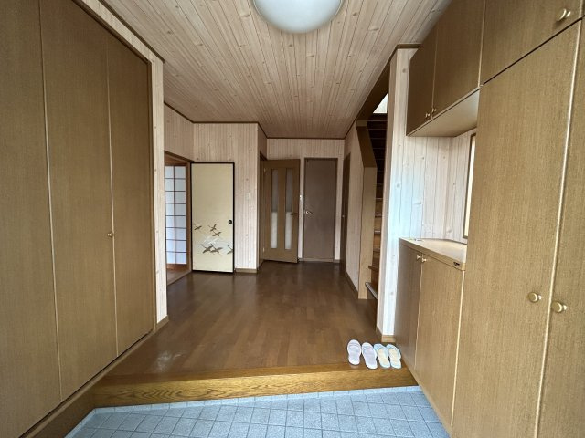 和歌山市西庄・中古戸建・54664の玄関