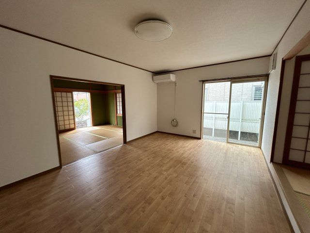 和歌山市西庄・中古戸建・54664の居間・リビング