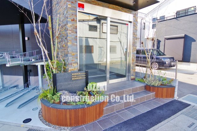 Reserve　H＆M　Residenceのエントランス