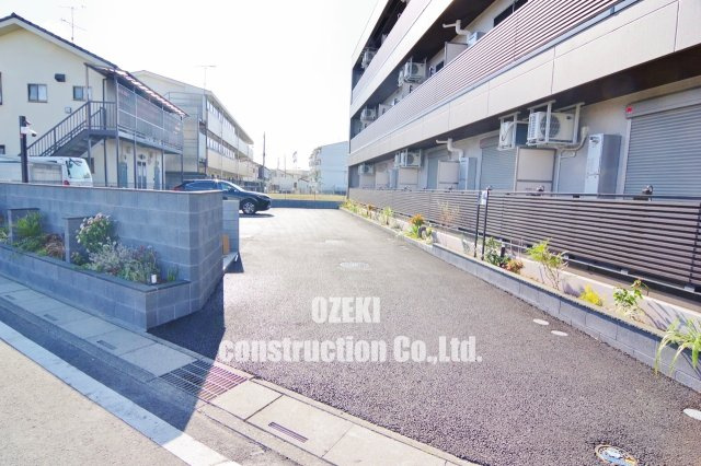 Reserve　H＆M　Residenceの駐車場|※現在満車