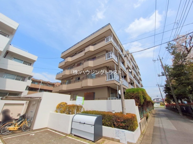 仲介手数料無料　新所沢サンハイツの外観