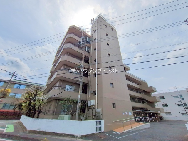 仲介手数料無料　新所沢サンハイツの外観