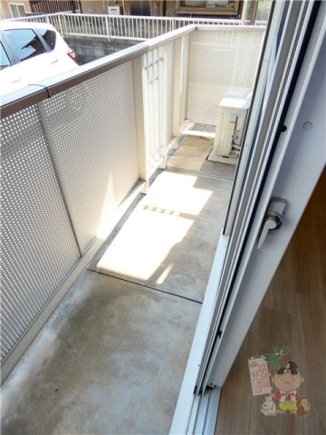 シャーメゾン・エレガンス壱番館のバルコニー