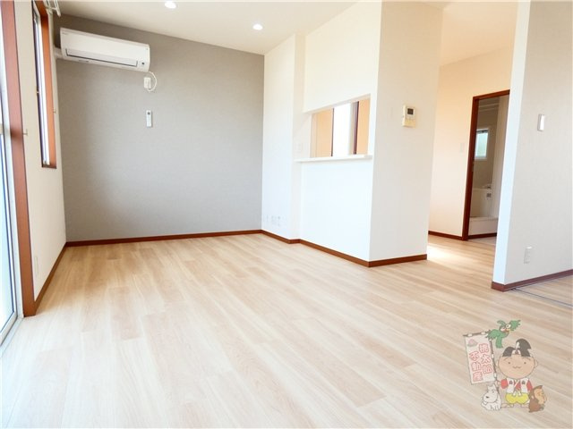 シャーメゾン・エレガンス壱番館の居間・リビング