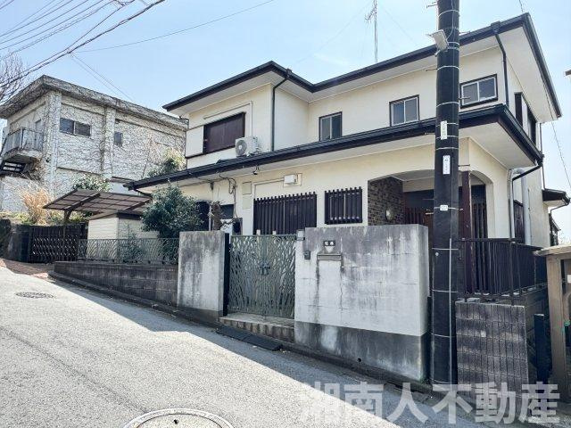鎌倉市津西１丁目２４－１５戸建て