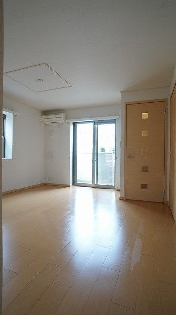 ガーデンプレイス常盤平Ｄの居間・リビング
