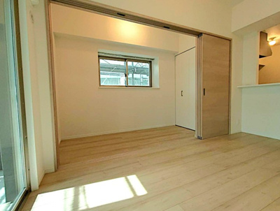 【寝室】 | LIFEFIELD国際空港前　★プライスホームなら仲介手数料が割引価格です★