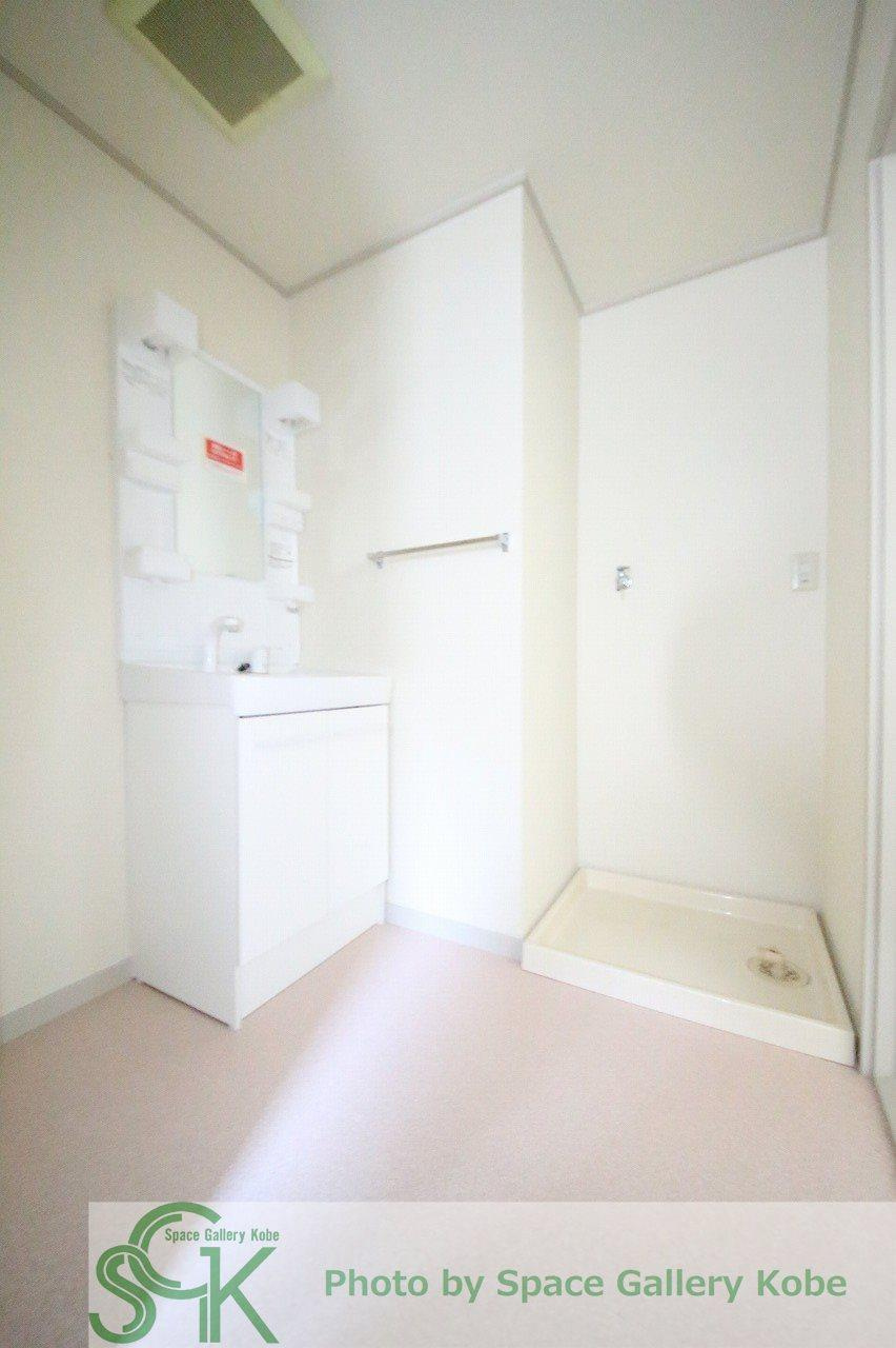 タウンハウスさくらいの洗面所|※お部屋により仕様が異なる場合があります※