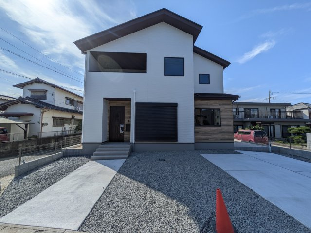 福うお菓子南区老司５期　１号棟の外観