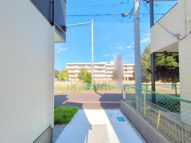 富士見市東みずほ台３丁目の新築一戸建の駐車場