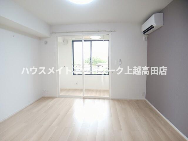 Ｍａｉｓｏｎ　ｄｅ　ＹＫ　Ⅰの居間・リビング|ＬＤＫ