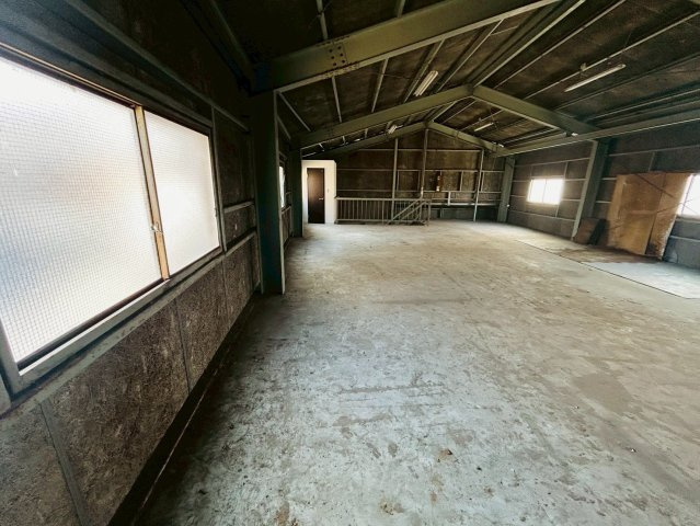 みよし町上貸倉庫の内装