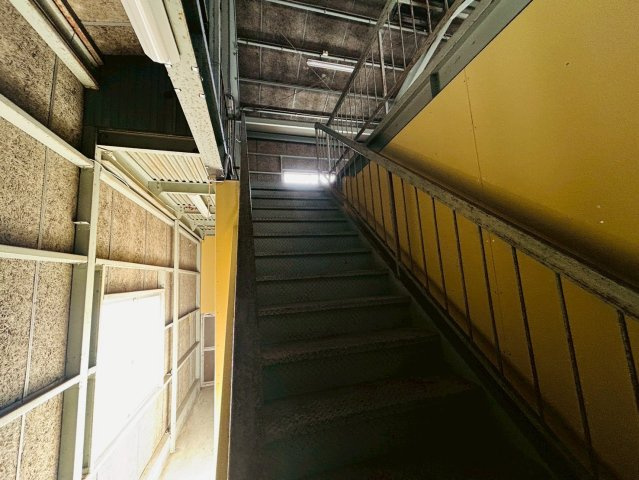 みよし町上貸倉庫の内装