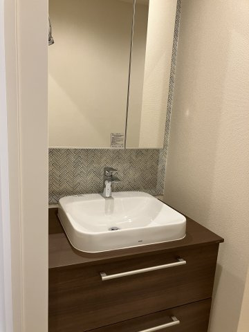 【独立洗面台】 | 有栖川Heights | ホテルライクでおしゃれな洗面台