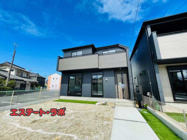 豊田市野見山町　新築分譲住宅　全2棟　1号棟の外観|●完成物件の内覧受付中。
お気軽にお問合せください♪