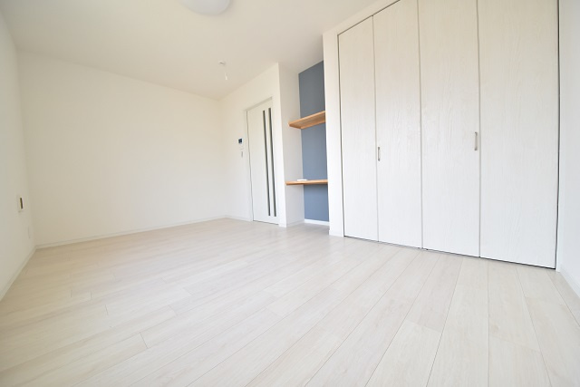 リベルテ広の洋室