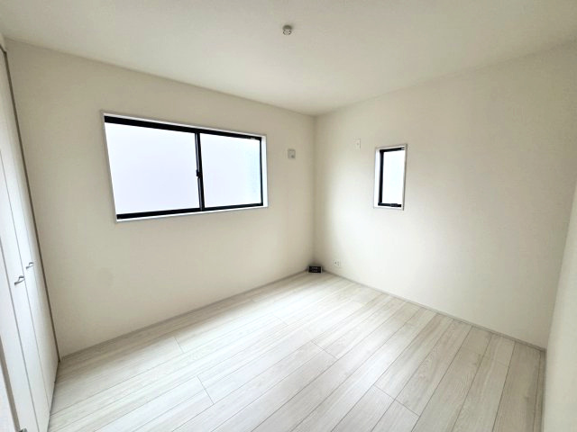 リーブルガーデンS富岡七日市第11　2号棟（平屋）の洋室|1階洋室③です