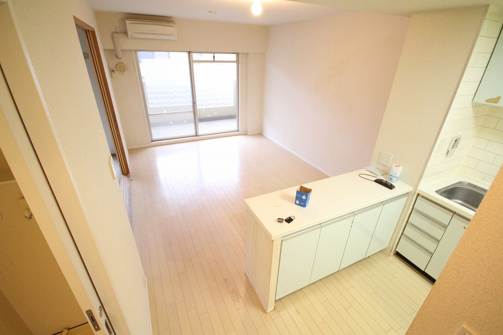 willDo西明石の居間・リビング|※お部屋により仕様が異なる場合があります※