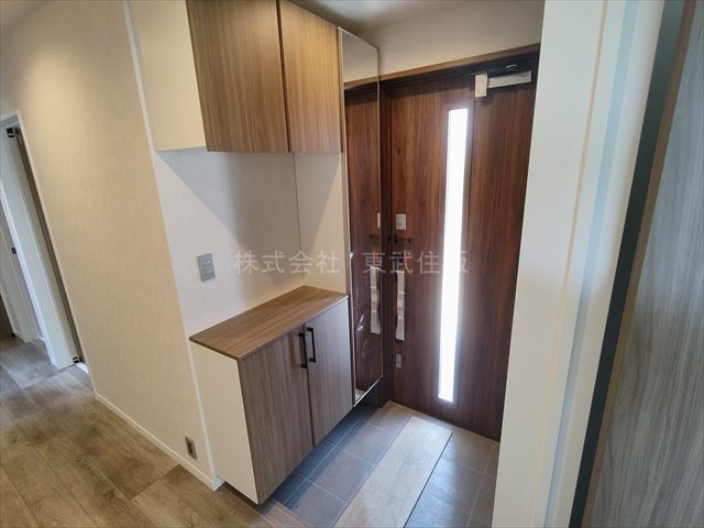 【玄関】 | 川越市的場　全１棟 | 落ち着いた玄関です