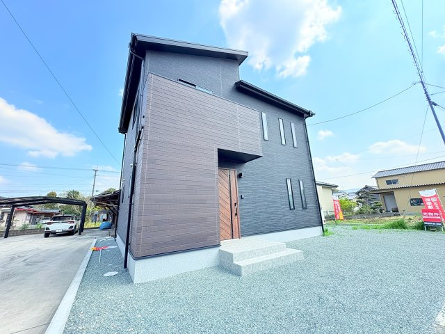 八女市平新築戸建の外観