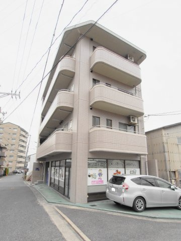 フェリーチェ大町駅前の外観