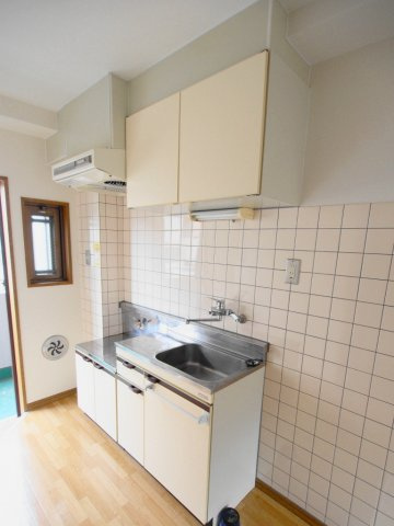 フェリーチェ大町駅前のキッチン