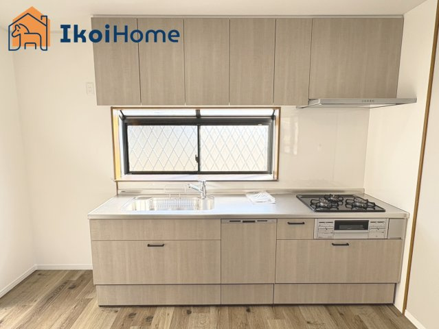 神戸市西区玉津町出合　中古戸建のキッチン|【ホームページに現地動画掲載中】●年中無休：当日予約可●新調済のキッチンでお料理をしていただけます！