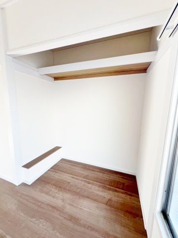 小川町1丁目戸建の収納