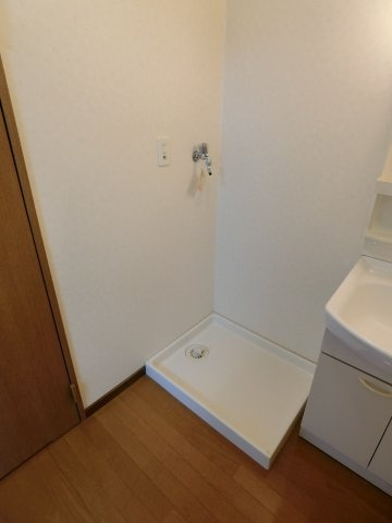 インパレスBの洗面所