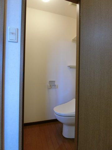 インパレスBのトイレ