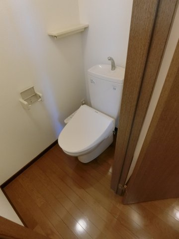 インパレスBのトイレ