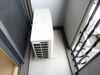 レシェンテ茨木Ｇ棟のバルコニー