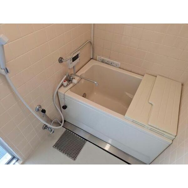 エクセレント白山の浴室