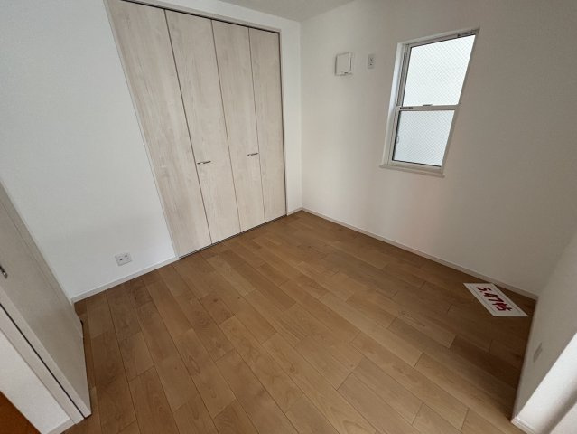 南区宇品御幸３丁目の洋室